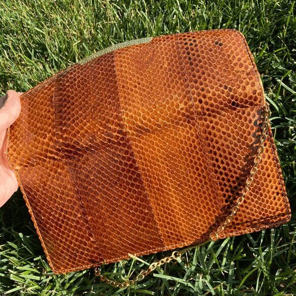 Vintage 1950s Genuine Snake Skin Gold Chain Crossbody Bag Clutch - Picture 7 of 14
